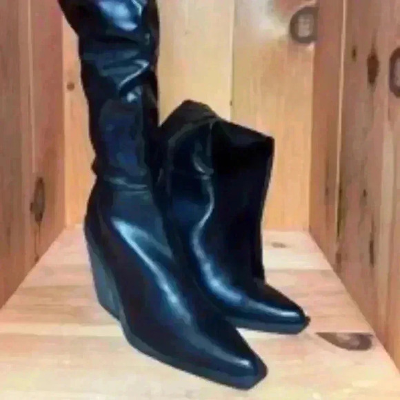 Charles by Charles David Wire Boots black 9 - Picture 1 of 7